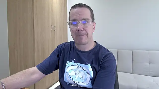 BrettJ81 online show from 04-20-26, 02:51