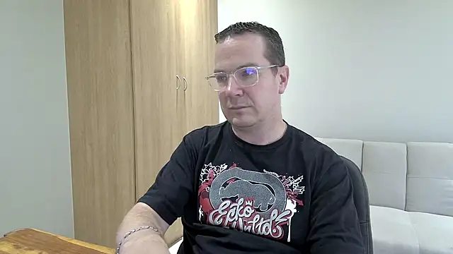 BrettJ81 online show from 01-16-26, 01:15