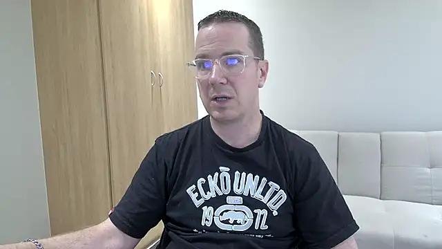 BrettJ81 online show from 03-07-26, 02:55