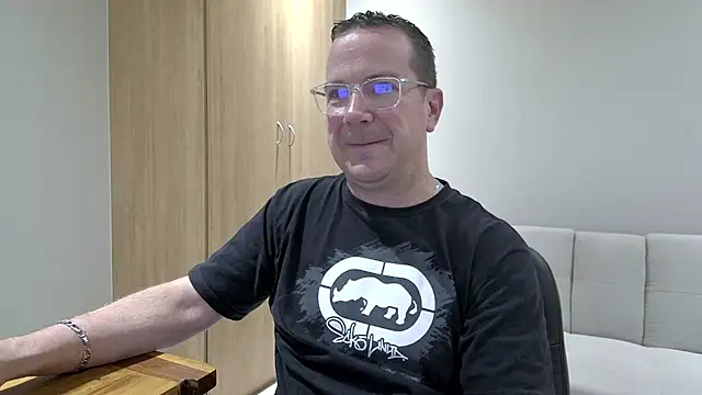 BrettJ81 online show from 11-24-25, 05:24