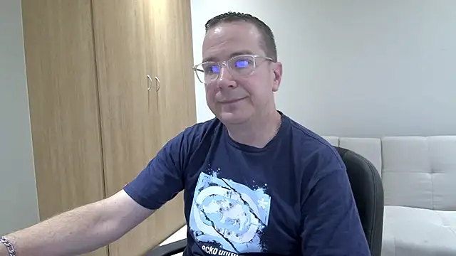 BrettJ81 online show from 03-01-26, 03:12