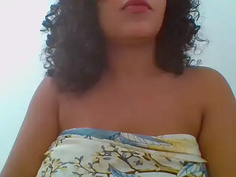 Snapshot of savanahottie chatting on 03-12-26, 04:55 savanahottie online show from 03-12-26, 04:55