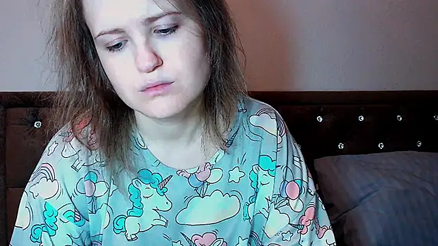 Snapshot of Sara4uu chatting on 02-15-26, 10:30 Sara4uu online show from 02-15-26, 10:30