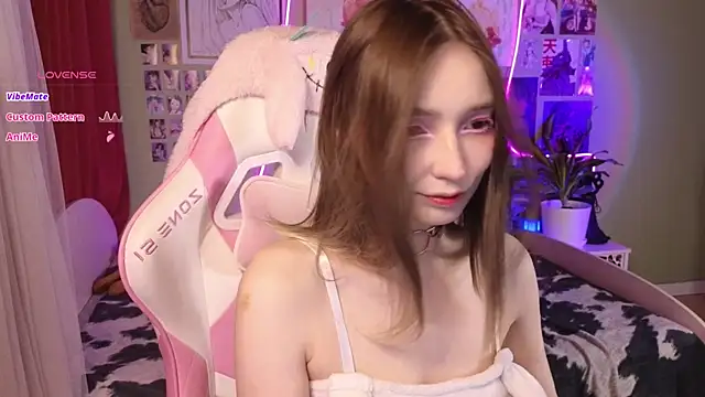 Evie Ro online show from 04-21-26, 08:26