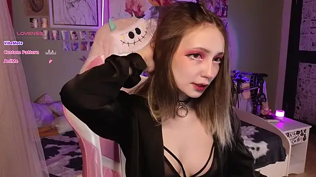 Evie Ro online show from 03-23-26, 10:42