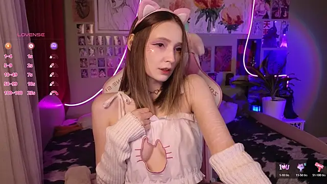 Evie Ro online show from 04-22-26, 08:37