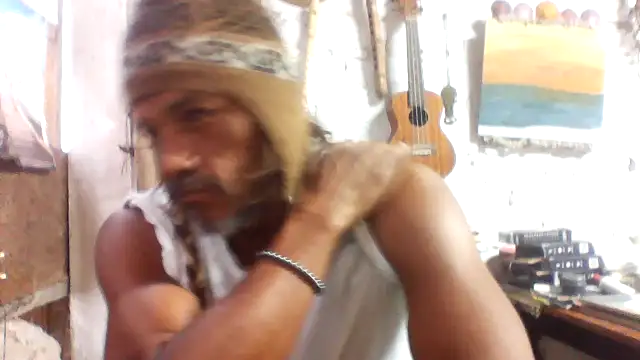 Snapshot of kvr27 chatting on 04-22-26, 11:39 kvr27 online show from 04-22-26, 11:39