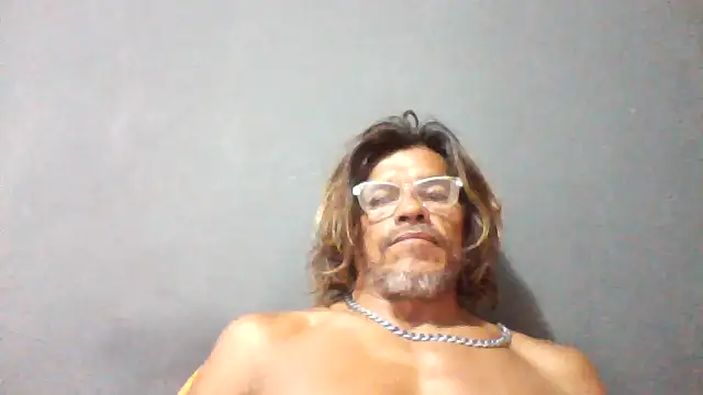 Snapshot of kvr27 chatting on 05-18-26, 10:31 kvr27 online show from 05-18-26, 10:31