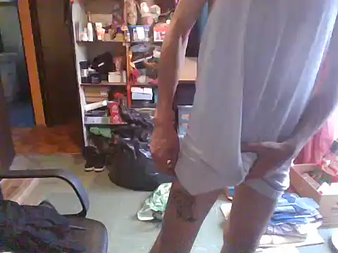 Snapshot of MisterMister45 chatting on 07-13-26, 01:10 MisterMister45 online show from 07-13-26, 01:10