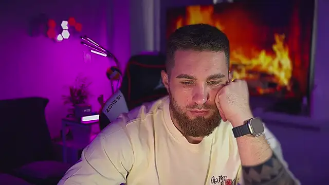 Snapshot of Sweeet__boy chatting on 02-09-26, 11:08 Sweeet boy online show from 02-09-26, 11:08