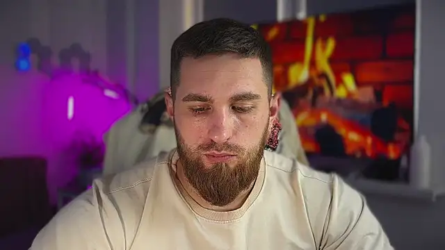 Snapshot of Sweeet__boy chatting on 02-12-26, 11:10 Sweeet boy online show from 02-12-26, 11:10