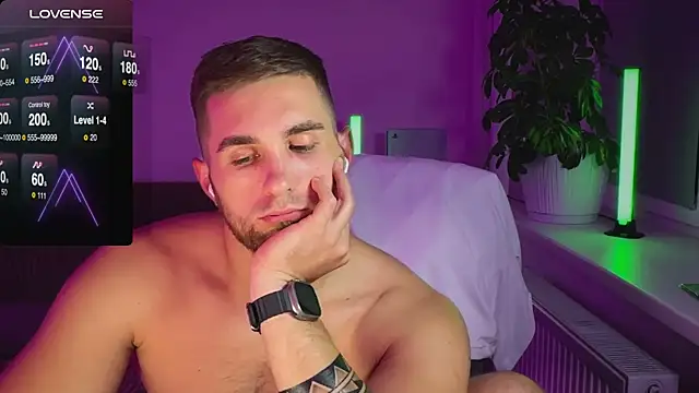 Sweeet  boy online show from 10-24-25, 12:53