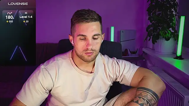 Sweeet  boy online show from 10-06-25, 02:29