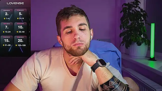 Sweeet  boy online show from 10-21-25, 01:10