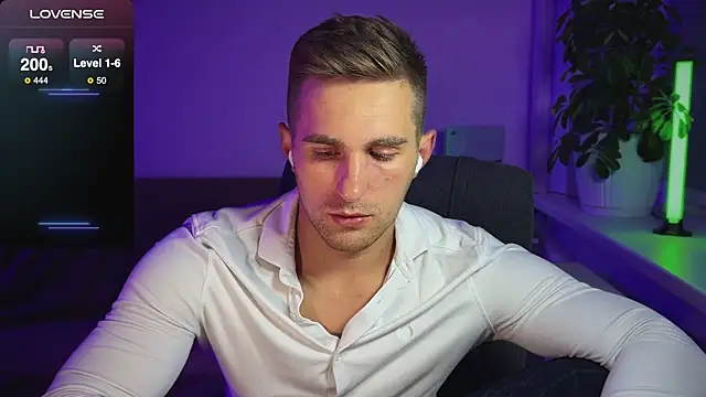 Sweeet  boy online show from 09-14-25, 04:07