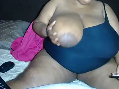 CandyBoobsXx online show from 05-14-26, 07:55