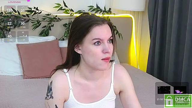 AmaliaBell online show from 10-26-25, 01:11