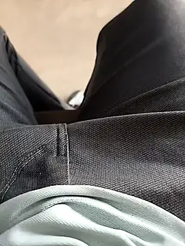 u wan me online show from 03-23-25, 03:10