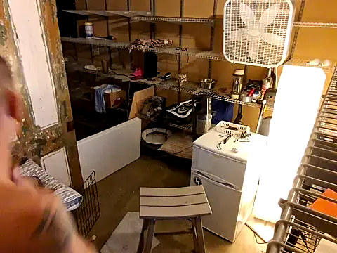 leahcimnikral online show from 09-20-25, 10:37