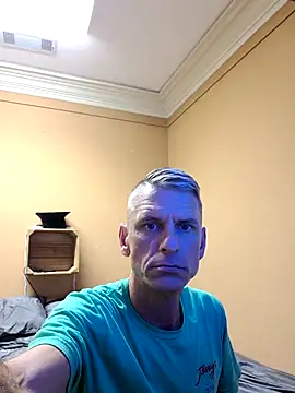 leahcimnikral online show from 09-12-25, 03:17