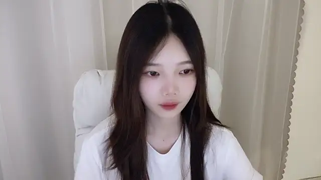 Doki-- online show from 02-28-25, 05:04