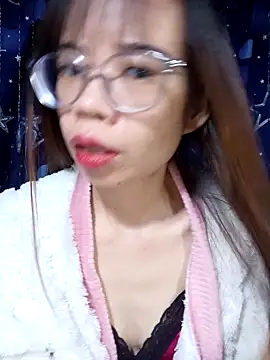   Mai-love19   online show from 12-19-25, 12:47