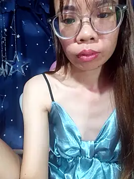   Mai-love19   online show from 07-18-26, 11:57