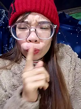   Mai-love19   online show from 11-30-25, 12:44