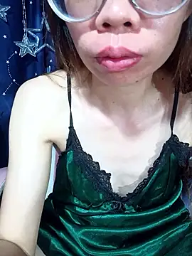   Mai-love19   online show from 06-12-26, 11:08