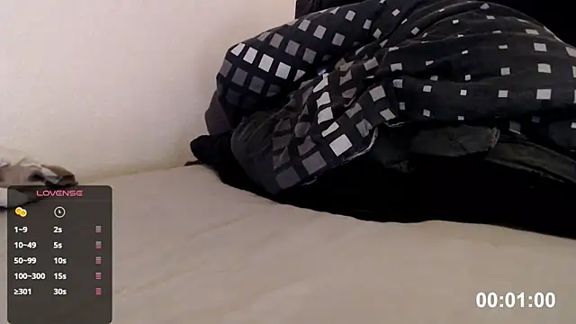 -sluttyass- online show from 03-25-26, 07:35