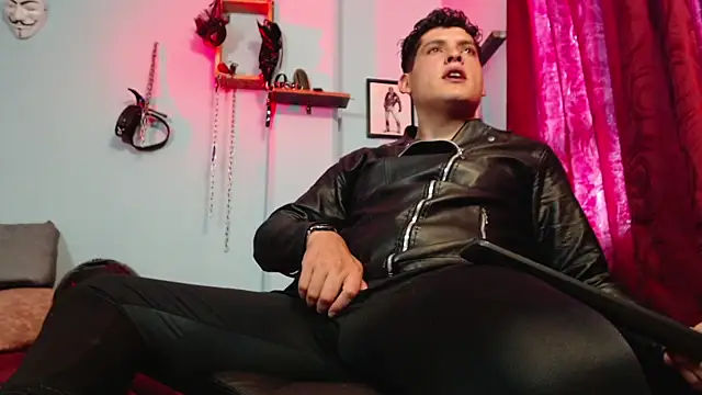 dom2travelersss online show from 11-08-25, 08:01