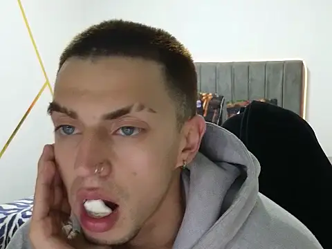 perlman gigolo2 online show from 12-05-25, 02:21