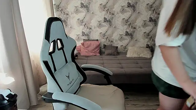 Lis Kollen online show from 04-07-26, 09:44