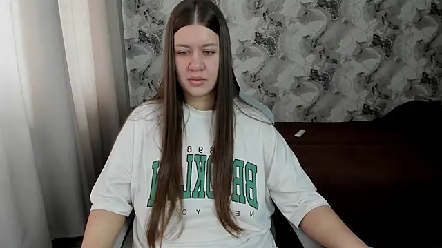 Snapshot of Lis_Kollen chatting on 05-13-26, 05:25 Lis Kollen online show from 05-13-26, 05:25