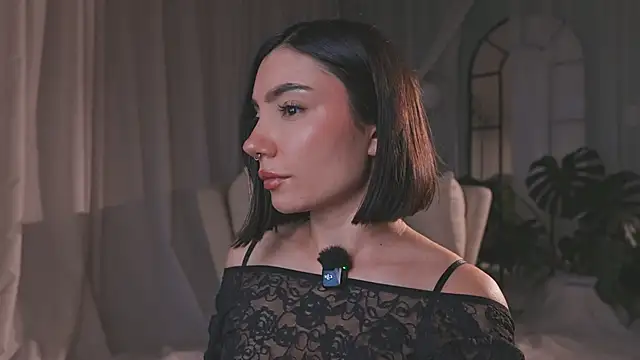 AmyArmstrong online show from 04-14-26, 11:54