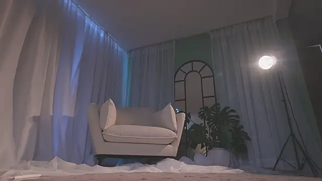 AmyArmstrong online show from 02-21-26, 09:50