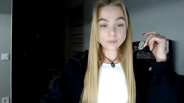 Snapshot of Sunbeam_ chatting on 12-03-24, 07:06 Sunbeam online show from 12-03-24, 07:06