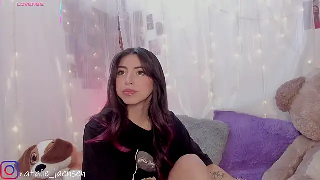 natalie jaensen online show from 12-21-25, 04:08