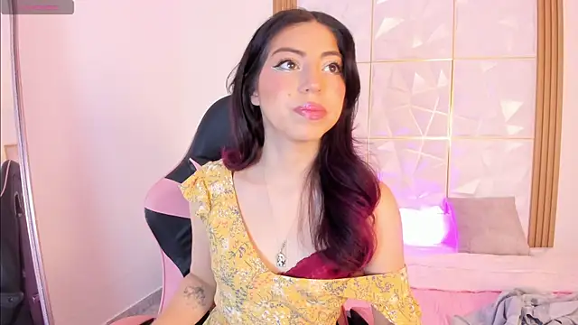 natalie jaensen online show from 11-02-25, 06:35