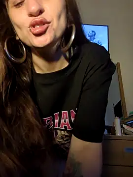 xgabyenlalunax online show from 10-28-25, 05:23