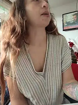 xgabyenlalunax online show from 12-19-24, 09:18