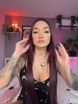 DaniDusan  online show from 11-13-25, 07:18