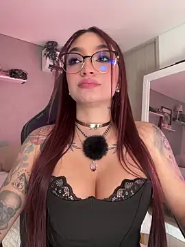 DaniDusan  online show from 11-30-25, 07:25