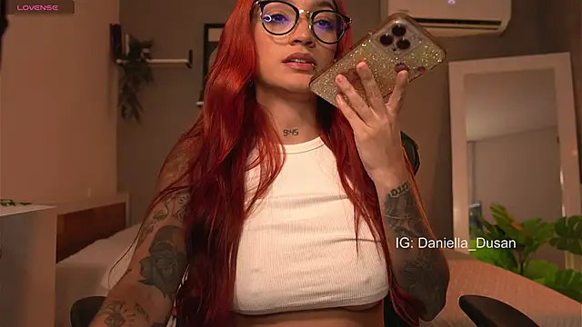 Snapshot of DaniDusan_ chatting on 12-06-24, 09:51 DaniDusan  online show from 12-06-24, 09:51