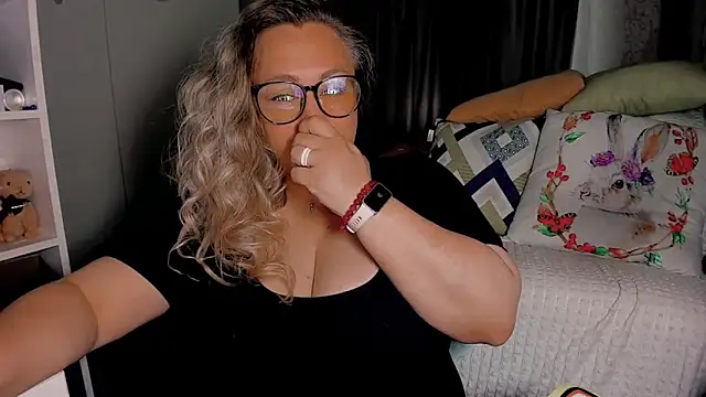CumOnMy Tits online show from 06-27-26, 02:39