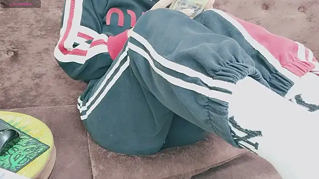 Sophie Secret online show from 11-27-25, 09:48