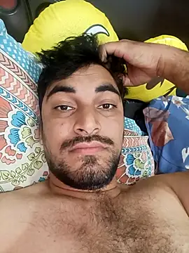 Snapshot of VISHAL_0982 chatting on 10-16-25, 10:45 VISHAL 0982 online show from 10-16-25, 10:45