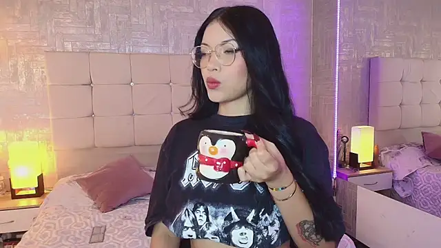 Baby Venuss online show from 02-24-25, 03:44