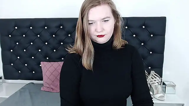 LaraDream online show from 02-13-25, 01:29