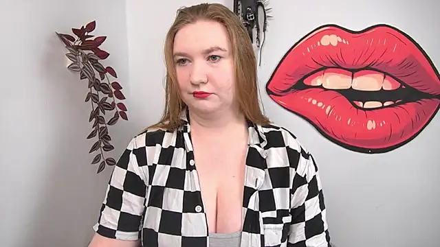 Snapshot of LaraDream chatting on 04-28-26, 05:28 LaraDream online show from 04-28-26, 05:28